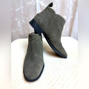 UGG Aureo II Gray Suede Waterproof Booties, Women’s 7-1/2